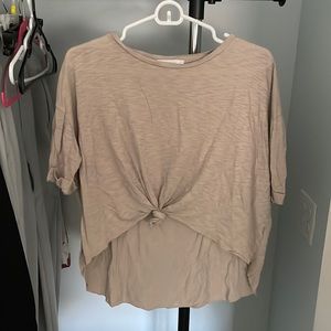 Front tie knot tshirt